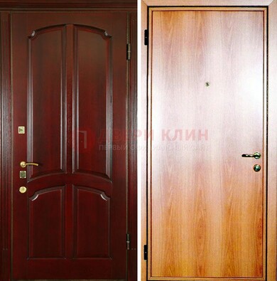Темная железная дверь с массивом дуба ДМД-13 в Лыткарино