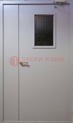 Белая железная подъездная дверь ДПД-4 в Белгороде