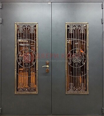 Входная металлическая парадная дверь со стеклом и ковкой ДПР-81 в Белгороде