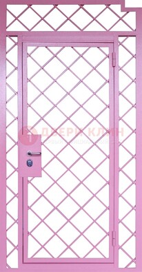 Розовая металлическая решетчатая дверь ДР-15 в Белгороде