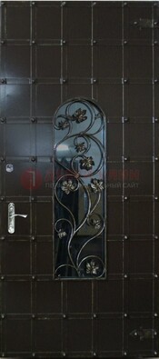 Высокая железная дверь со стеклом и ковкой ДСК-15 в Белгороде
