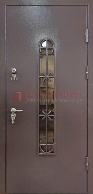 Металлическая дверь Порошок с небольшим стеклом и ковкой ДСК-282 в Белгороде