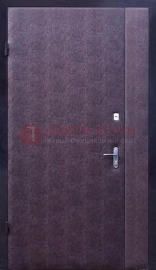 Бордовая металлическая тамбурная дверь ДТМ-3 в Белгороде