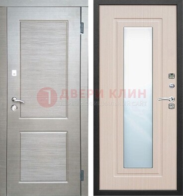 Светлая металлическая филенчатая дверь и МДФ Белый дуб с зеркалом ДЗ-104 в Белгороде
